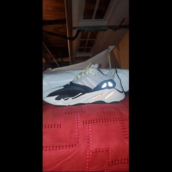Size 11 - adidas Yeezy Boost 700 Low Wave Runner main image 4